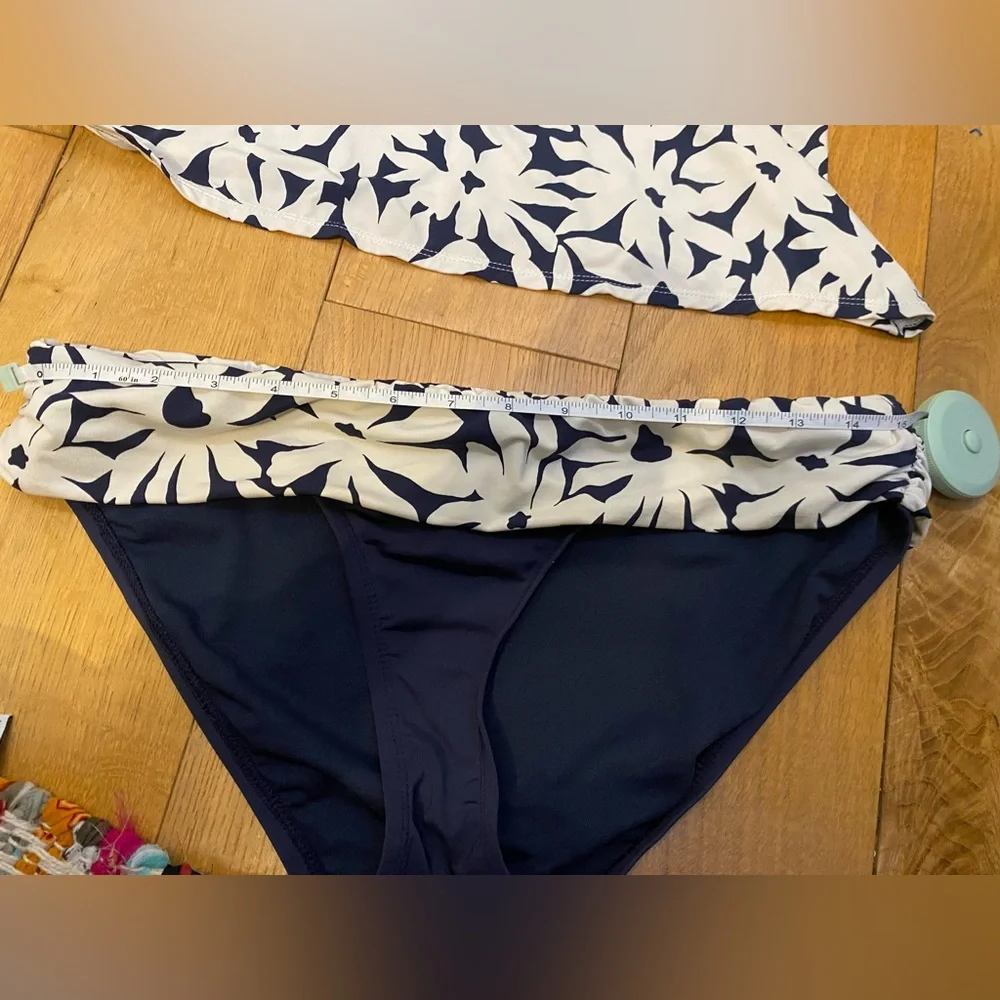 Liz Claiborne navy blue bow tie floral print Tankini swimwear